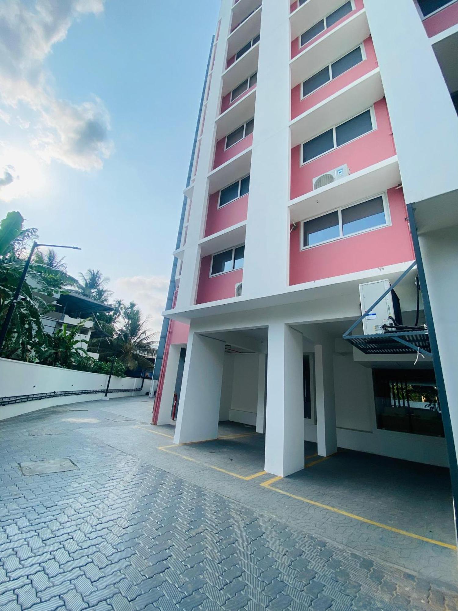 The Habitat Suites Guruvayur Bagian luar foto