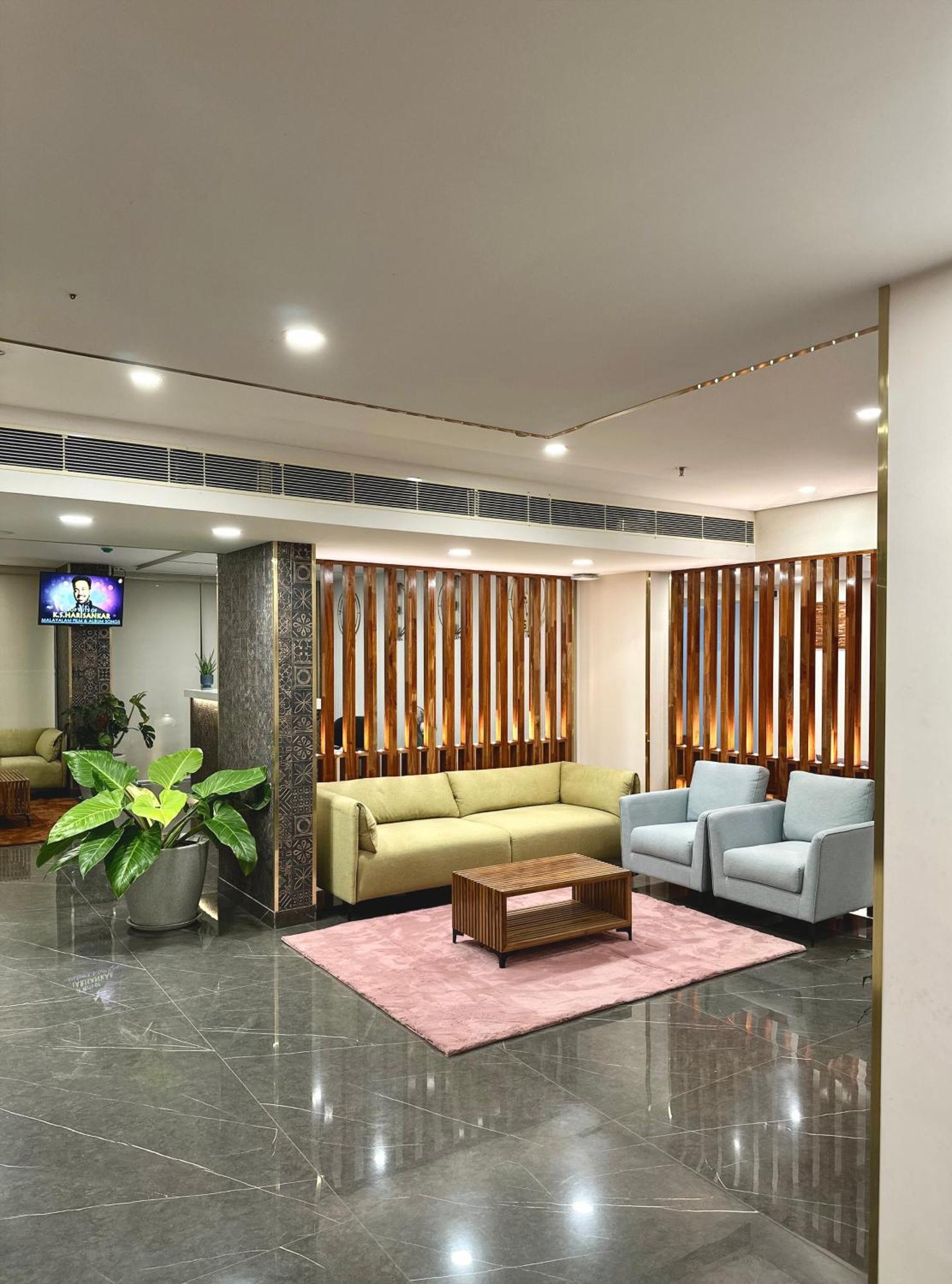 The Habitat Suites Guruvayur Bagian luar foto