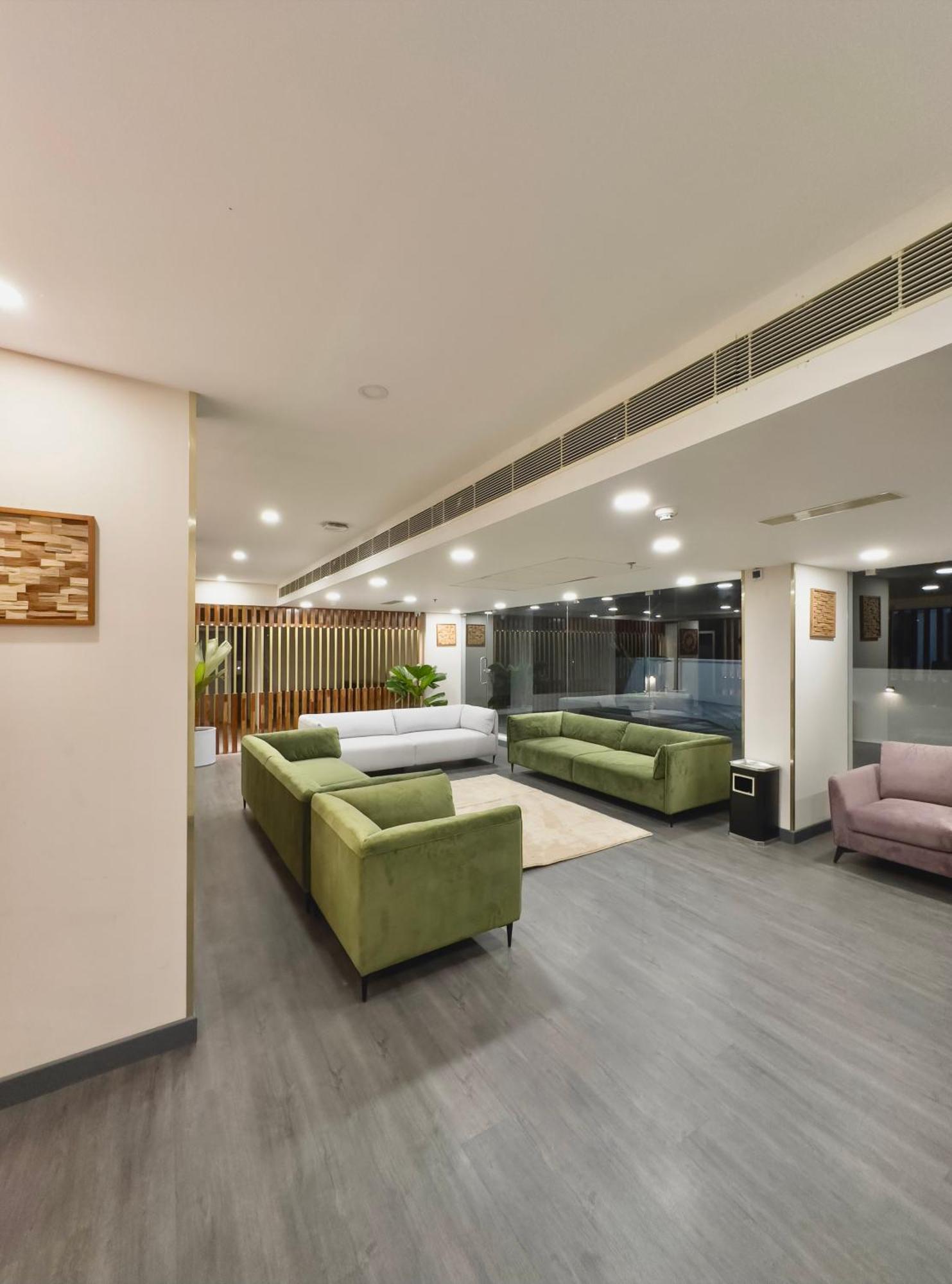 The Habitat Suites Guruvayur Bagian luar foto